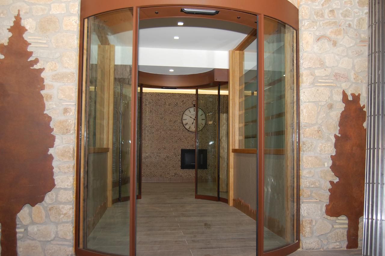 National Park Hotel & Spa Cotronei Exterior foto